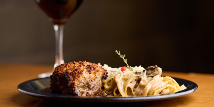 Festival de Inverno do Mané Mercado chega com open vinho, cardápio especial e música