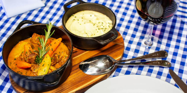 Le Vin Bistrô celebra Olimpíadas de Paris com menu especial