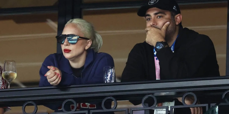 Lady Gaga anuncia que está noiva de Michael Polansky durante as Olimpíadas de Paris 2024