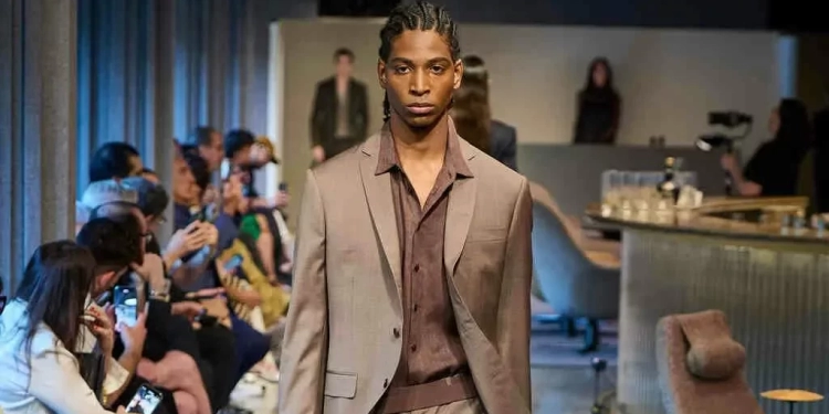 Nova coleção de Ricardo Almeida é apresentada em São Paulo