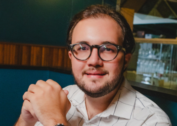 Antonio Aversa dá início as comemorações de aniversário com jantar no Le Vin Bistrô