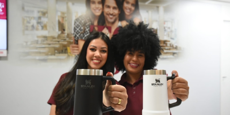 Taguatinga Shopping celebra Dia dos Pais com sorteio de  R$ 2 mil na NBA Store