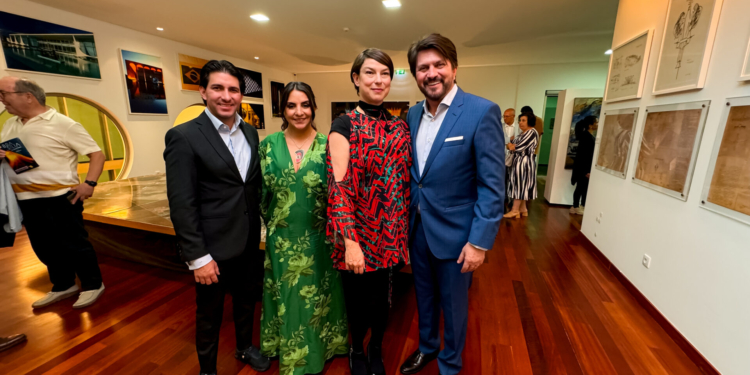 Abertura da exposição “Brasília – Da Utopia à Capital”, em Portugal, é sucesso de público