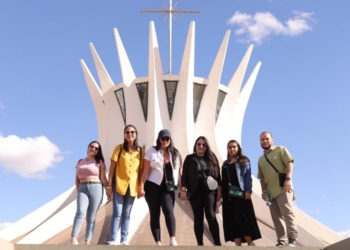 Brasília e Chapada dos Veadeiros encantam operadores de turismo de Colômbia e Chile durante famtour