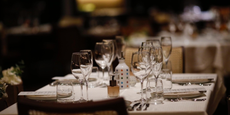 Piselli Brasília recebe nova Confraria JK para celebrar os 20 anos da marca