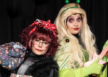 Peça interativa: crianças terão chance de fazer parte do elenco de “A Cigarra e a Formiga” no Teatro Brasília Shopping