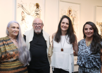 Exposição “Ressonância” de Naura Timm impacta público na abertura no Espaço Oscar Niemeyer