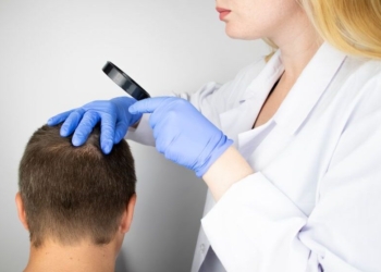 Onda de calor no Brasil: como o clima extremo afeta a saúde do cabelo