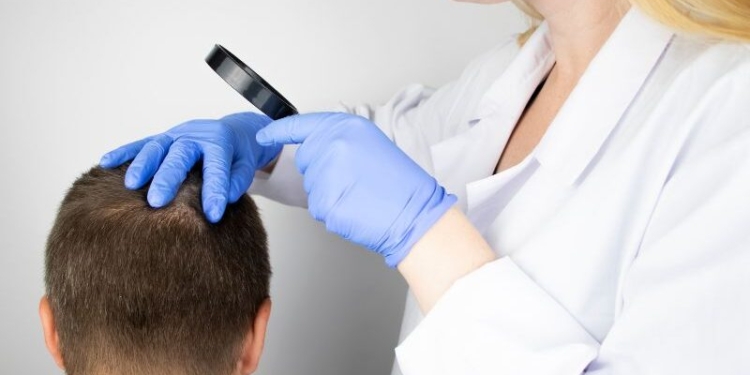 Onda de calor no Brasil: como o clima extremo afeta a saúde do cabelo