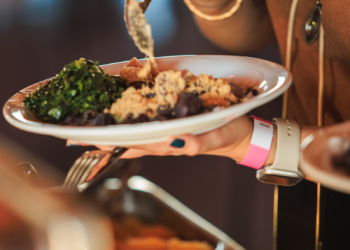 Nossa Feijuca 2024: evento reúne gastronomia, música e diversão à beira do lago