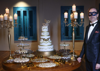 Amador Outerelo celebra aniversário com baile de máscaras no Rio de Janeiro