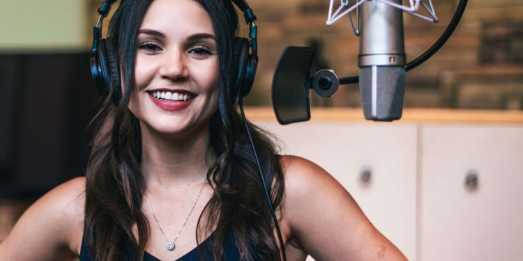 Brasília se destaca na abertura do Los Angeles Brazilian Film Festival com Valenttina Dias