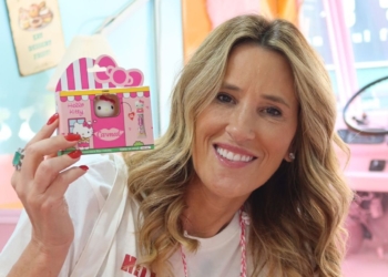 Cimed lança Carmed Hello Kitty com anúncio na Shibuya Crossing, principal avenida de Tóquio