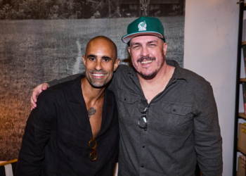 Lançamento do livro “Obrigado, Bahia”, de Bruno Stuckert, movimenta Platô Livraria