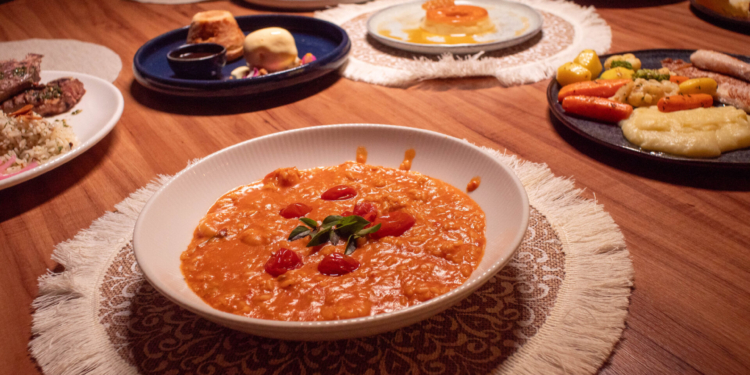 Restaurante Aragon anuncia novo menu executivo com assinatura do chef Alex Pereira