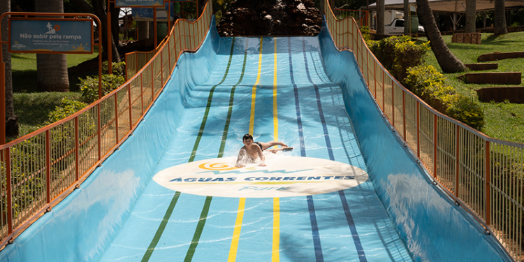 Águas Correntes Park oferece gratuidade para crianças de até 4 anos