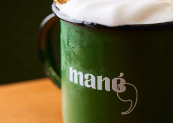 Mané Mercado lança nova carta com 35 drinks cheia de brasilidade assinada por Gustavo Guedes