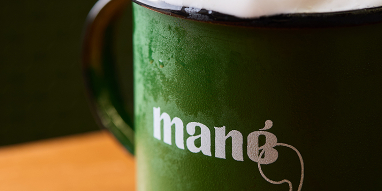 Mané Mercado lança nova carta com 35 drinks cheia de brasilidade assinada por Gustavo Guedes