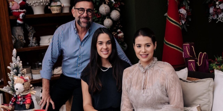 Nardim Junior Home realiza evento de Natal com Mandiê Doceria e Azul Joias 