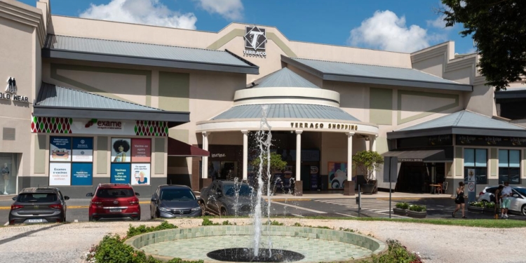 Terraço Shopping tem sorteio e brinde no “Natal dos Presentes Encantados”