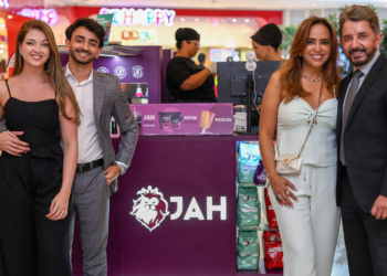 JAH Açaí inaugura quiosque no ParkShopping em tarde de experiências saborosas