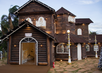 Lindo e emocionante: Natal Nevado do Pontão conta com Vila de Natal e várias atrações