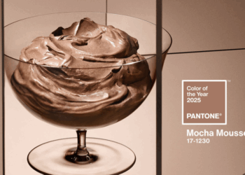 Pantone anuncia “mocha mousse” como a cor do ano para 2025