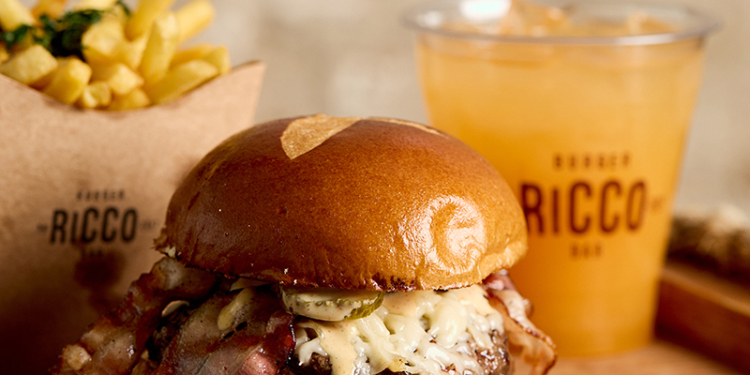 De Brasília para o mundo: Ricco Burger encerra 2024 com planos de expansão para fora do país