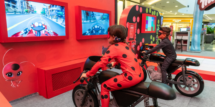 Brasília Shopping recebe LadyBug e Ghostforce para animar as férias escolares