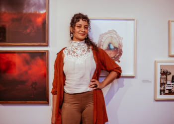 Visita à mostra “História(s) da arte brasileira | multiplicidade da coleção Moraes e Oliveira” reúne o público para falar do trabalho dos artistas