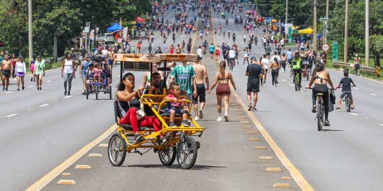 Confira o que abre e o que fecha no DF durante o feriado de Carnaval