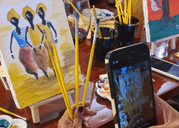 Restaurante Na Varanda oferece noite única com curso de pintura e harmonização de vinhos na Asa Sul