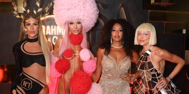 Camarote Nº1 ferve em terceira noite com astros de Hollywood, Sabrina Sato, Sheron Menezzes e show de funks icônicos