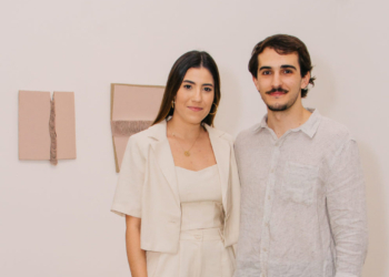 Casal de arquitetos desembarcam na DW! em São Paulo. Felipe Zorzeto lança a Poltrona ZÉ