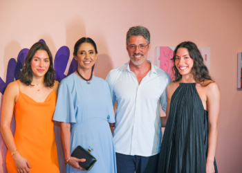 Vernissage prestigiada marca abertura da exposição “Padrões Vibratórios” de Rogério Roseo