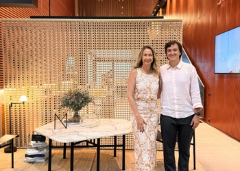 Stermaan celebra 40 anos da linha de cortinas Duette da HunterDouglas com vitrine de Mariana Leal