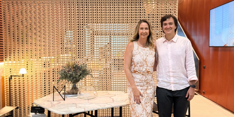 Stermaan celebra 40 anos da linha de cortinas Duette da HunterDouglas com vitrine de Mariana Leal
