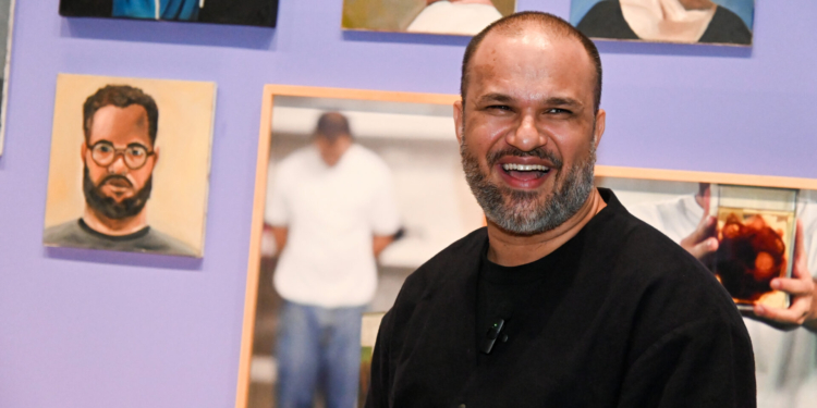 Esculturas de Flávio Cerqueira no CCBB Brasília atrai público e celebra poéticas do cotidiano