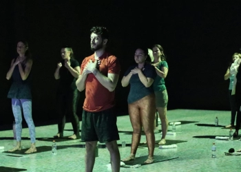 Primavera Casa promove experiência de yoga imersiva na semana da BDW 2025