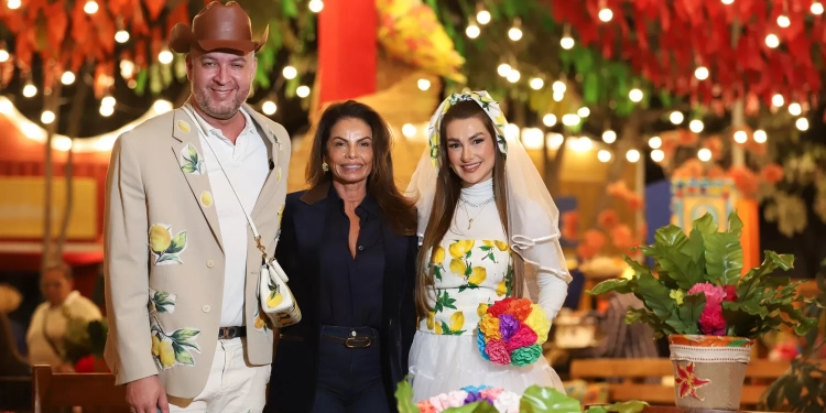 Forró, quadrilhas e muitas guloseimas típicas esquentaram a noite no Arraiá Casapark Prime