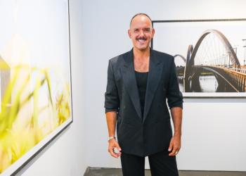 A exposição de Paulo Leone no Hidden transforma a capital em poesia concreta e celebra o olhar por trás das formas.