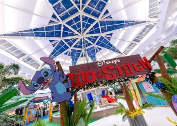 Lilo & Stitch desembarca na Praça Central do ParkShopping com muitas aventuras para os dias de férias