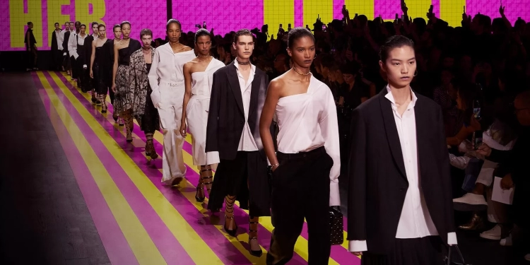 Prêt-à-porter: nove designers estreiam na próxima Semana de Moda de Paris