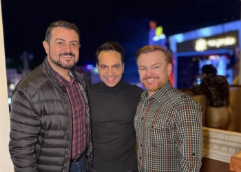 Valter Lourenço celebra 47 anos com festa animada no Lounge Suite do Na Praia festival