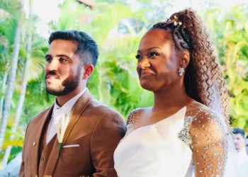Um casamento inesquecível: Aila Heire e João Paulo Menezes celebram o amor em cerimônia elegante no Varandas Park