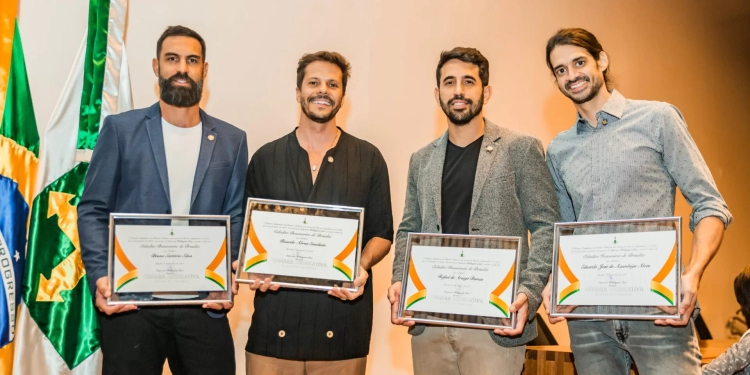 Grupo R2 recebe Medalha “Busumuru” Kofi Atta Annan – uma das principais honrarias de prática sustentável do mundo