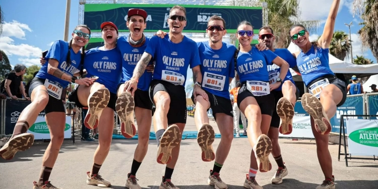 Volta do Lago Caixa reúne mais de 1.500 atletas ao redor do Lago Paranoá em Brasília
