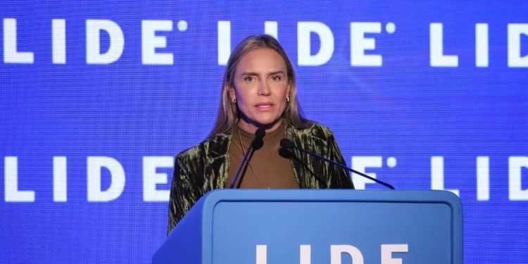 Vice-governadora do DF destaca iniciativas sustentáveis em debate nacional do Rio de Janeiro