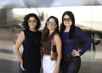 Arquitetos e designers de interiores do Casapark Prime visitam mostra do escultor Flávio Cerqueira