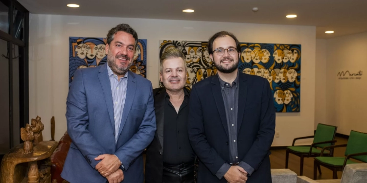 Galeria Mercato inaugura a exposição “O Grito do Silêncio das Cores” de Marcos Anthony